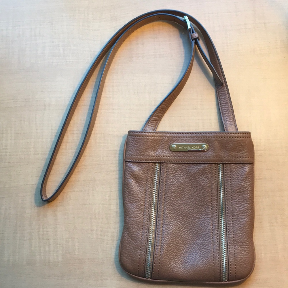 Michael Kors Moxley Crossbody bag